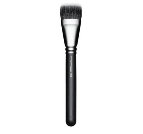 Mac 197S Duo Fibre Square Face Brush