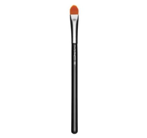 MAC 195 Synthetic Concealer Brush