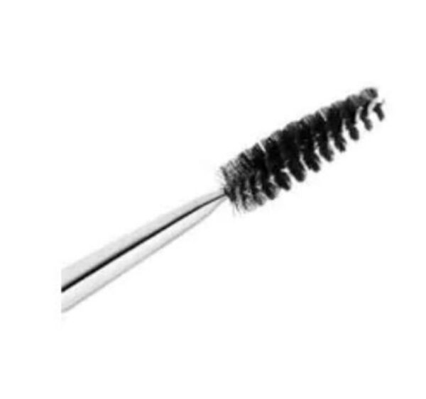 MAC Brush Lash Brush 204 - Image 2
