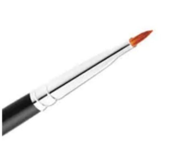 MAC Pointed Liner Brush - 211 - Image 2