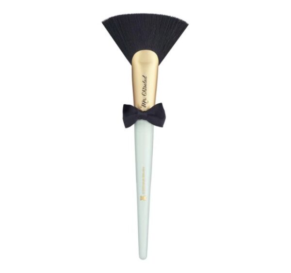 Too Faced Mr. Chiseled Contouring Face Brush