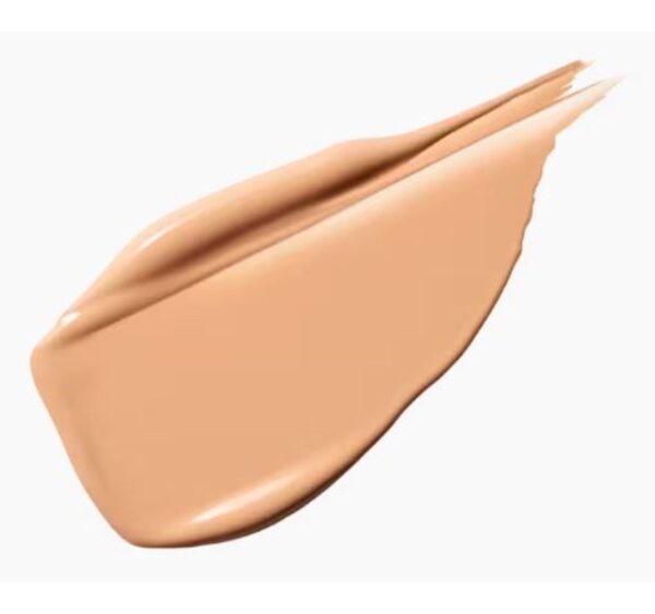 MAC Studio Fix Fluid SPF 15 Foundation - NC15 - Image 2