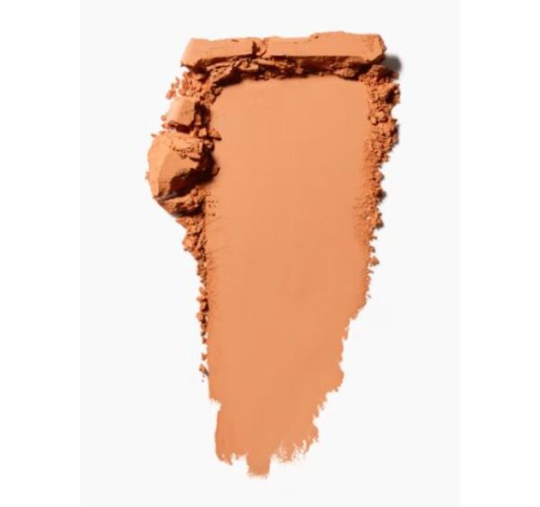 MAC Studio Fix Fluid SPF 15 Foundation - NC40 - Image 2